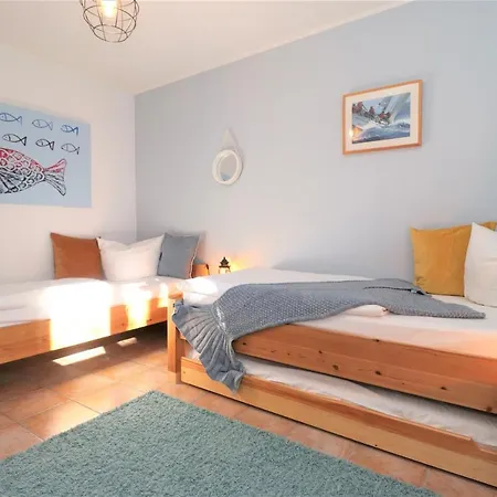 Am Leuchfeuer App 01 Daire Wustrow (Fischland)